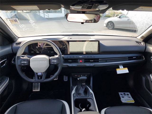 2025 Kia K4 GT-Line Turbo photo 21