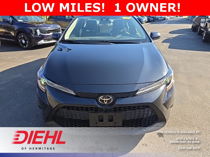2020 Toyota Corolla LE photo 2
