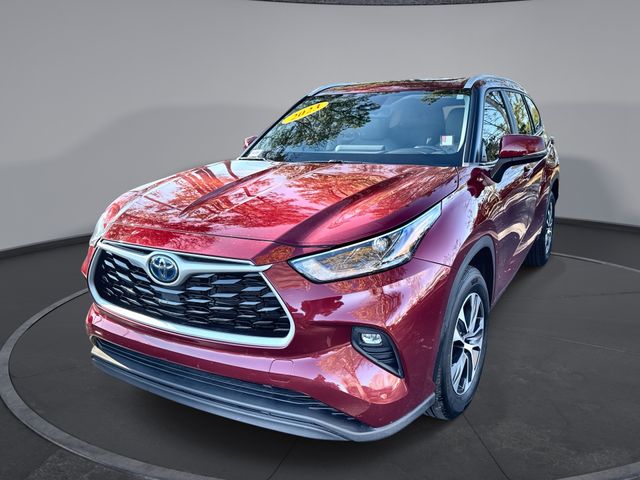 2023 Toyota Highlander XLE's photo
