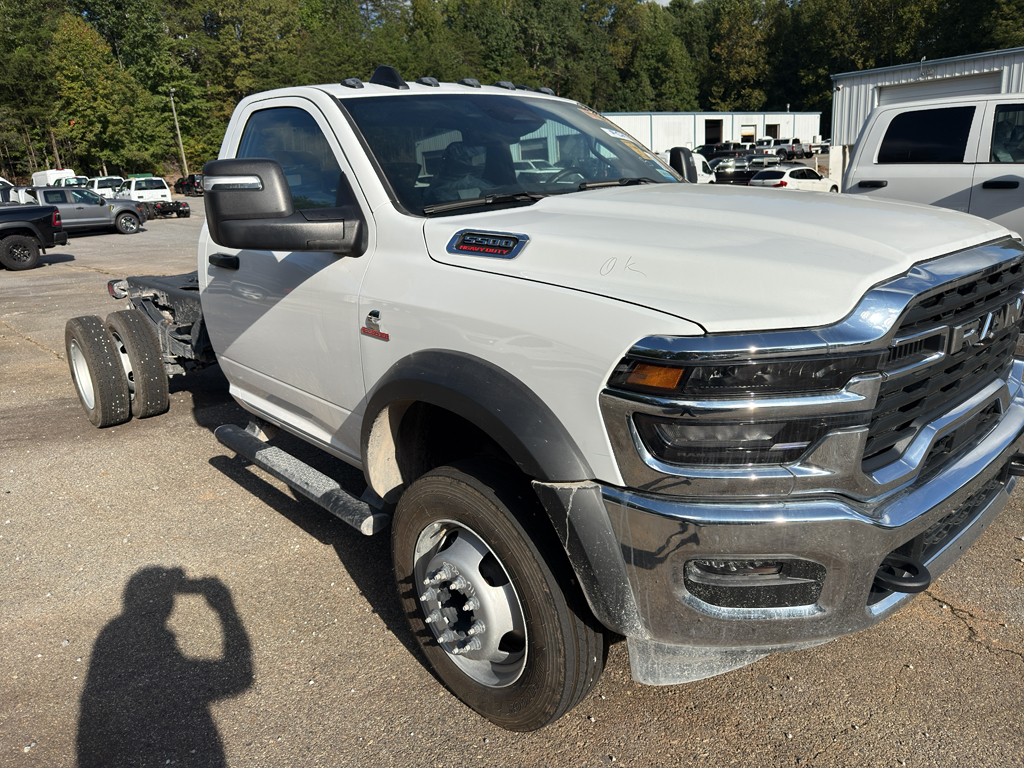 2025 Ram 5500 Tradesman photo 7