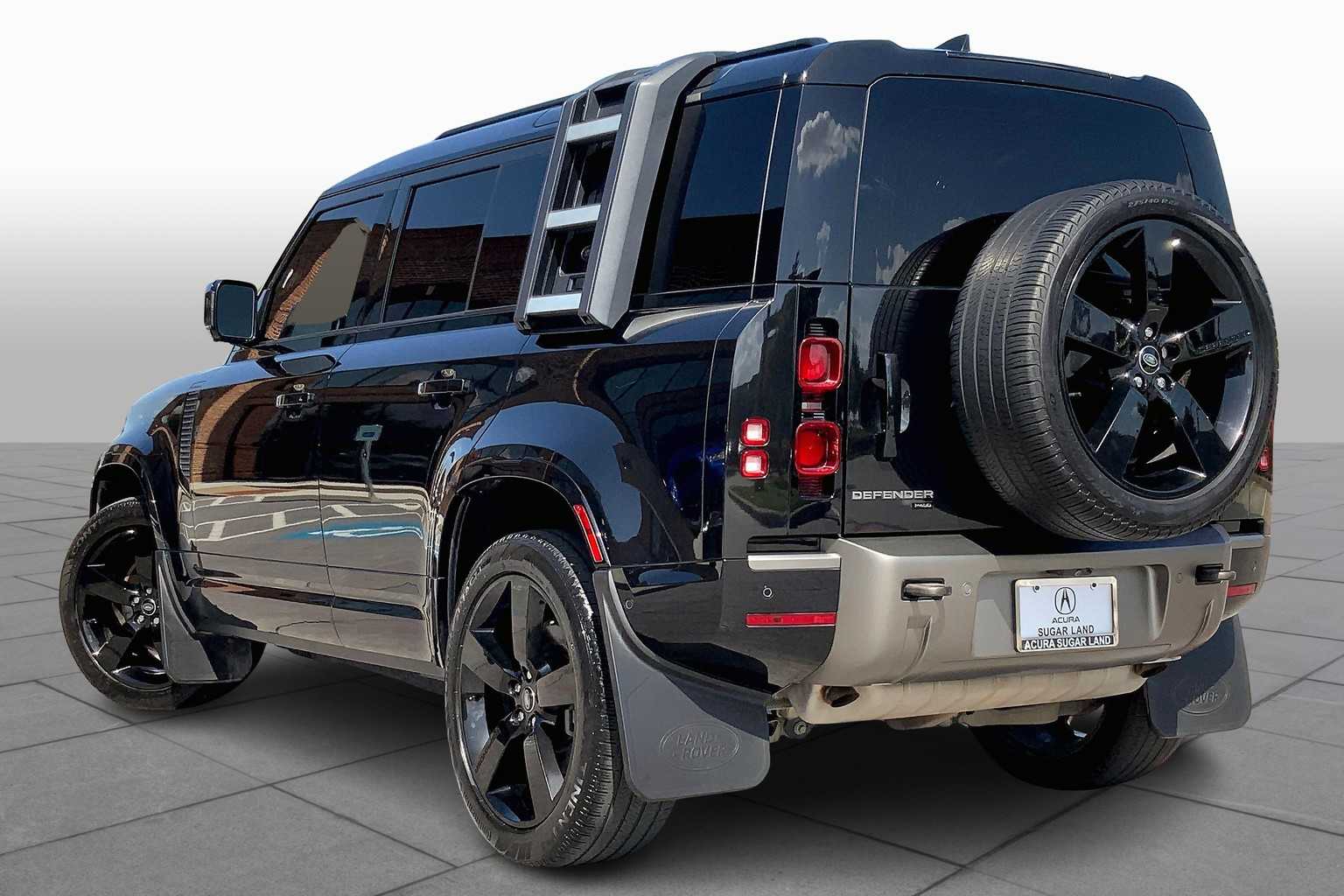 2023 Land Rover Defender X-Dynamic SE photo 21