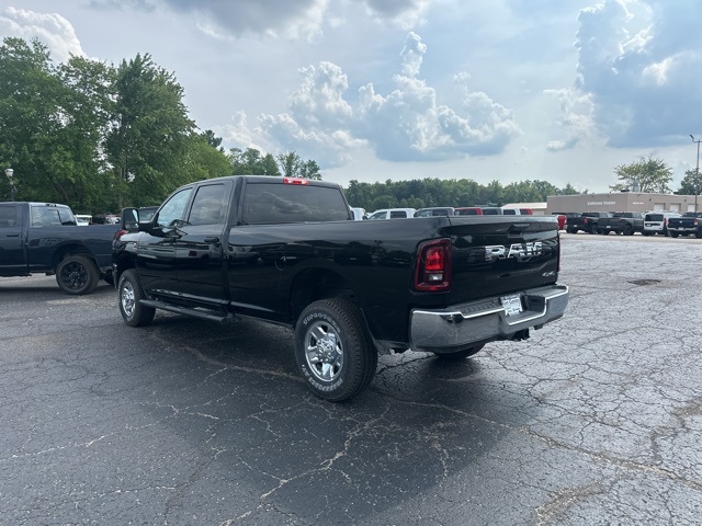 2025 Ram 2500 Tradesman photo 5