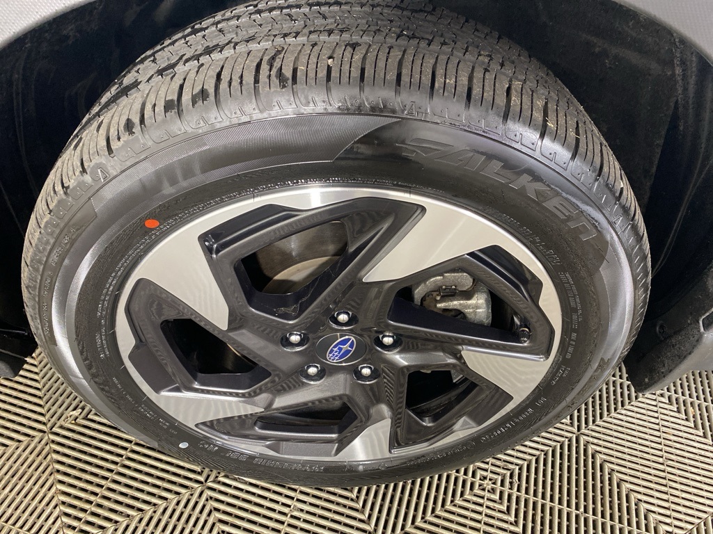 2024 Subaru Crosstrek Limited photo 9