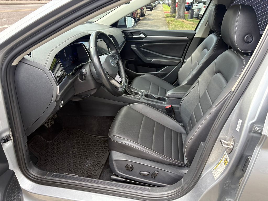 2022 Volkswagen Jetta 1.5T SE photo 15