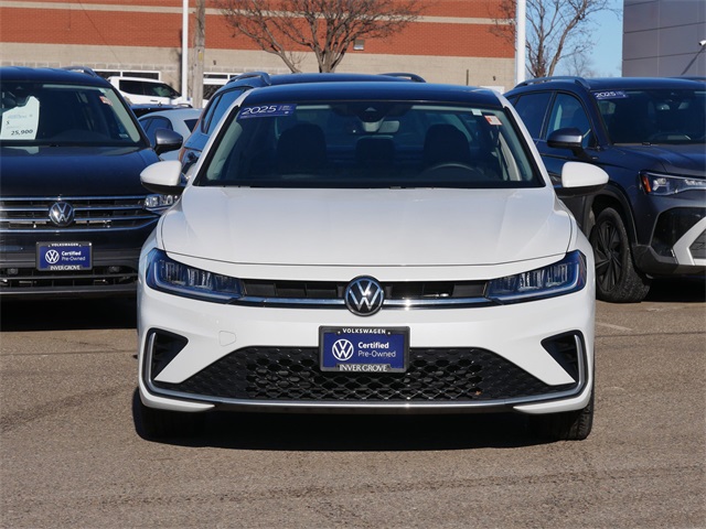 Certified 2025 Volkswagen Jetta SE with VIN 3VW7X7BU0SM064796 for sale in Inver Grove Heights, Minnesota