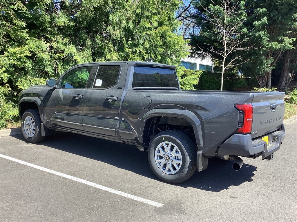 2025 Toyota Tacoma SR5 4x4 Double Cab Long Bed photo 10