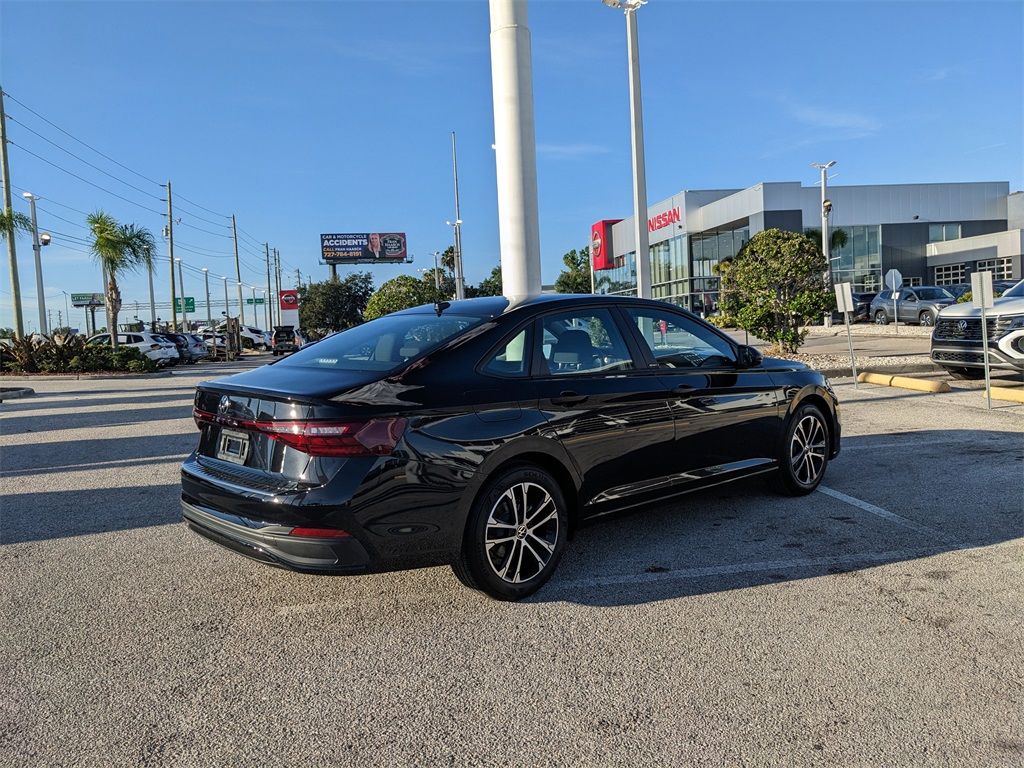 2025 Volkswagen Jetta 1.5T Sport photo 7