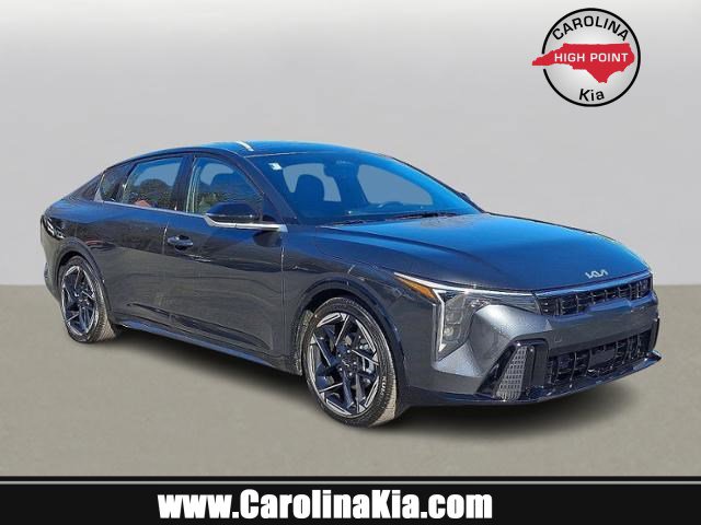 2025 Kia K4 GT-Line's photo