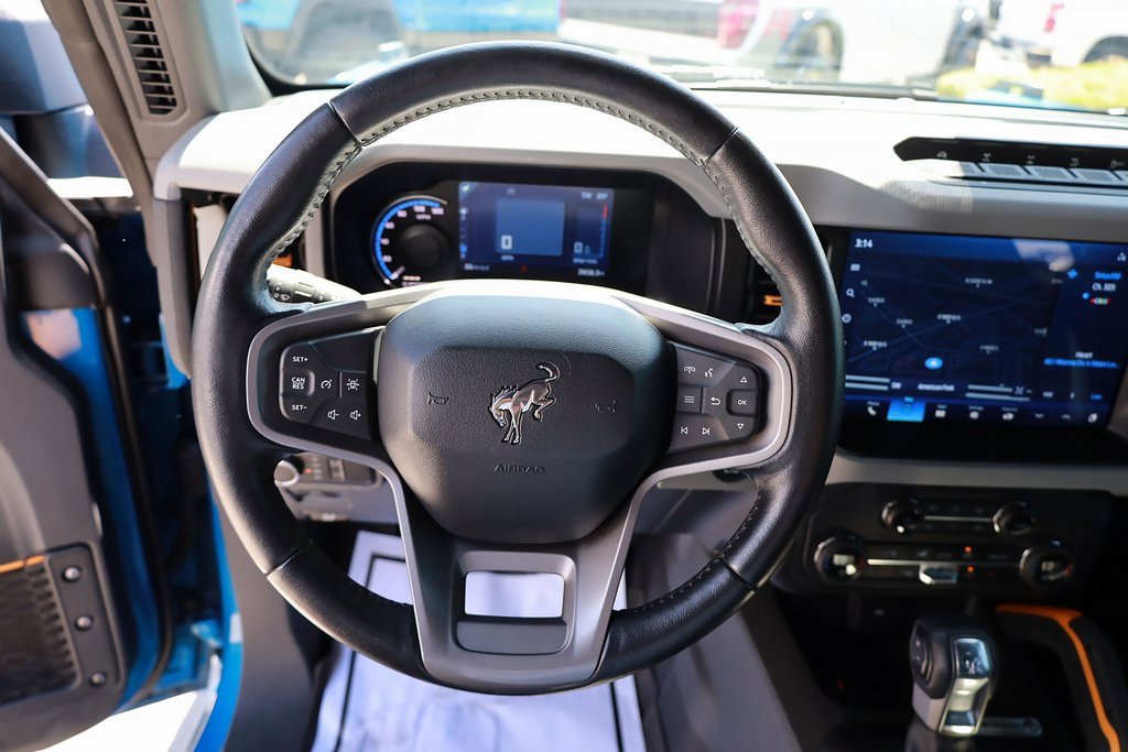 2021 Ford Bronco Base photo 11
