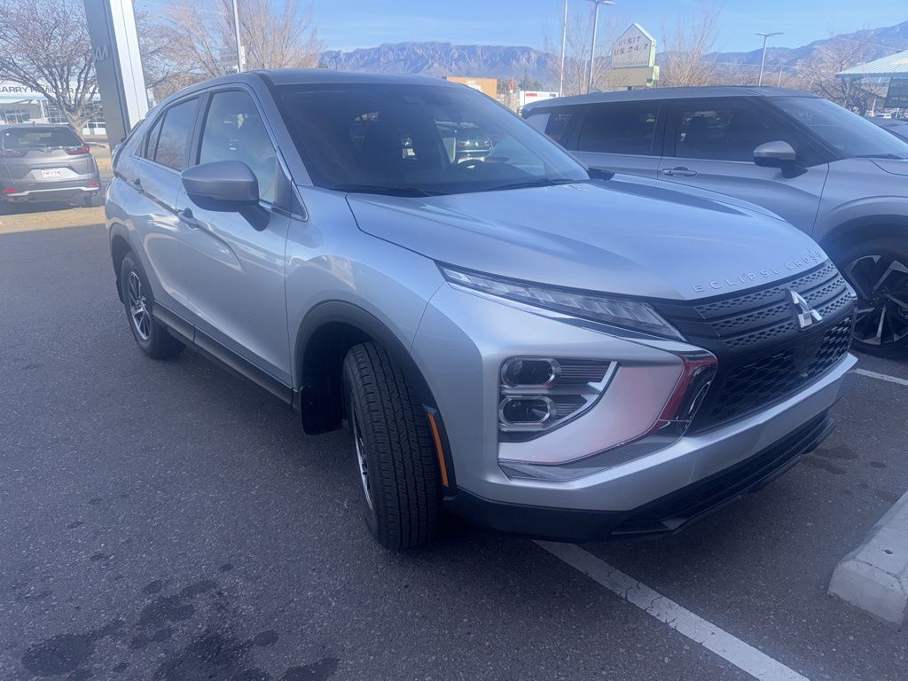 2025 Mitsubishi Eclipse Cross ES's photo