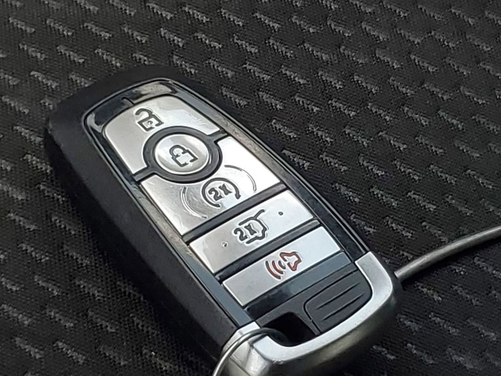 2023 Ford Escape photo 36