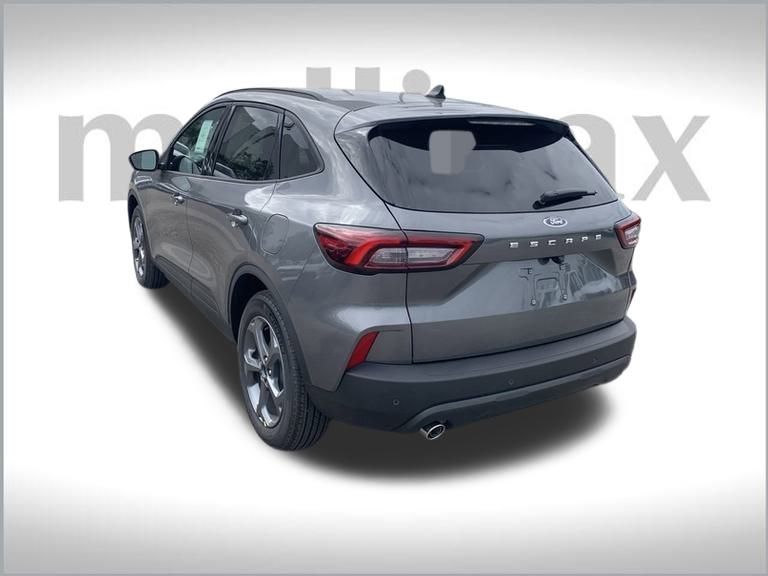2025 Ford Escape ST-Line photo 3