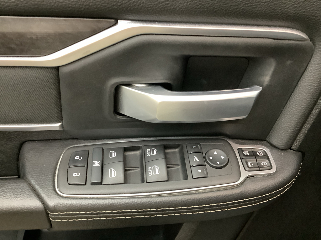2024 Ram 3500 Big Horn photo 16