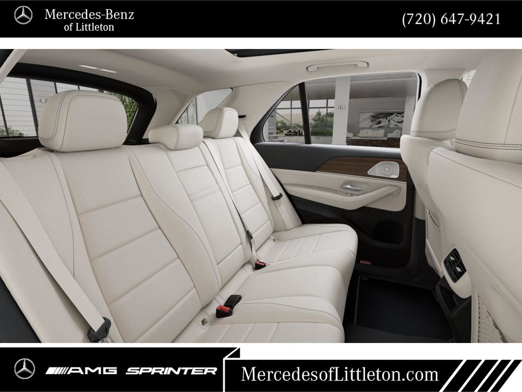 2026 Mercedes Benz GLE 450 4MATIC photo 4