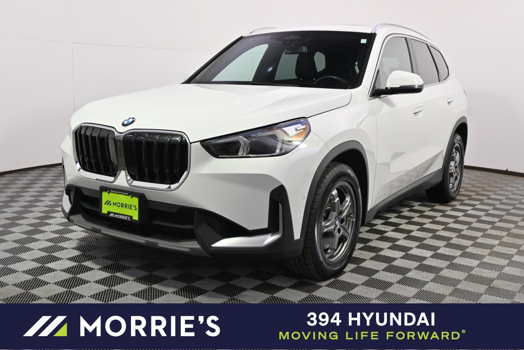 2023 BMW X1 28i's photo