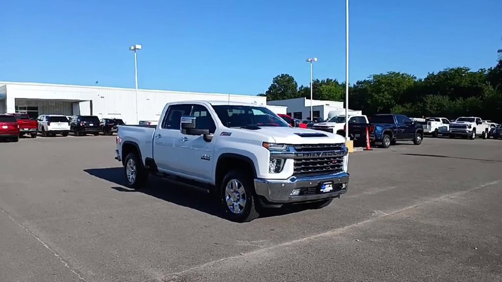 2022 Chevrolet Silverado 2500HD LTZ photo 2