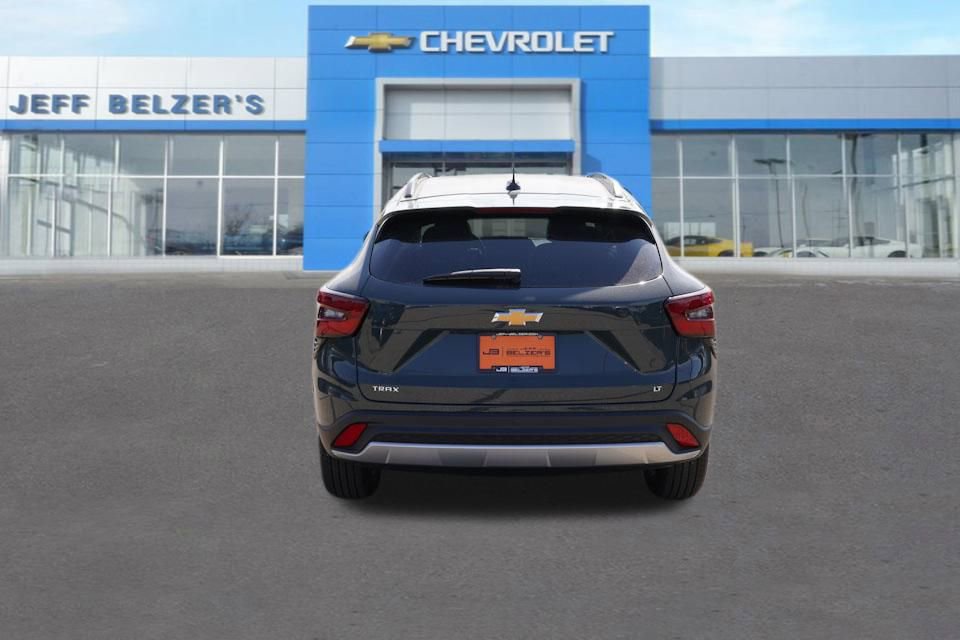 2026 Chevrolet Trax LT photo 4