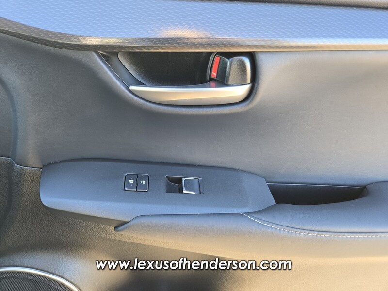 2021 Lexus NX 300h AWD photo 18