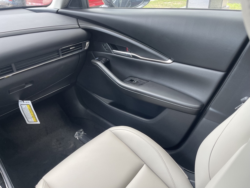2025 Mazda CX-30 2.5 S Preferred photo 14