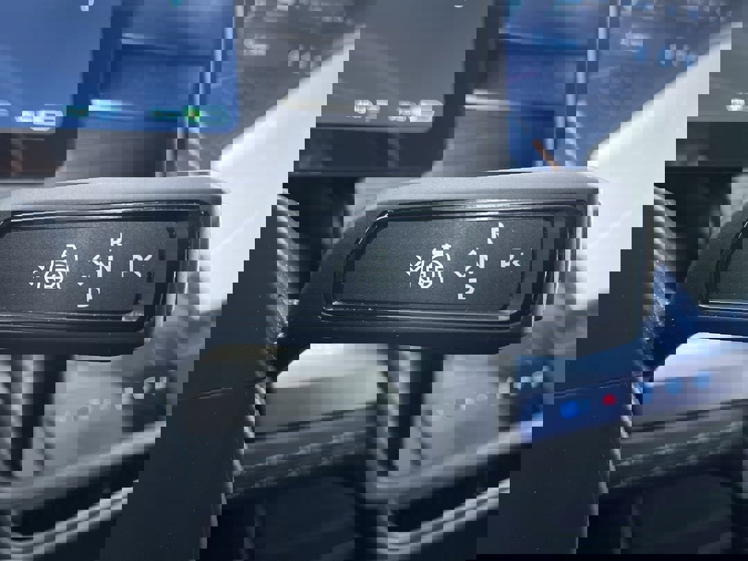 2023 Rivian R1T Adventure photo 20