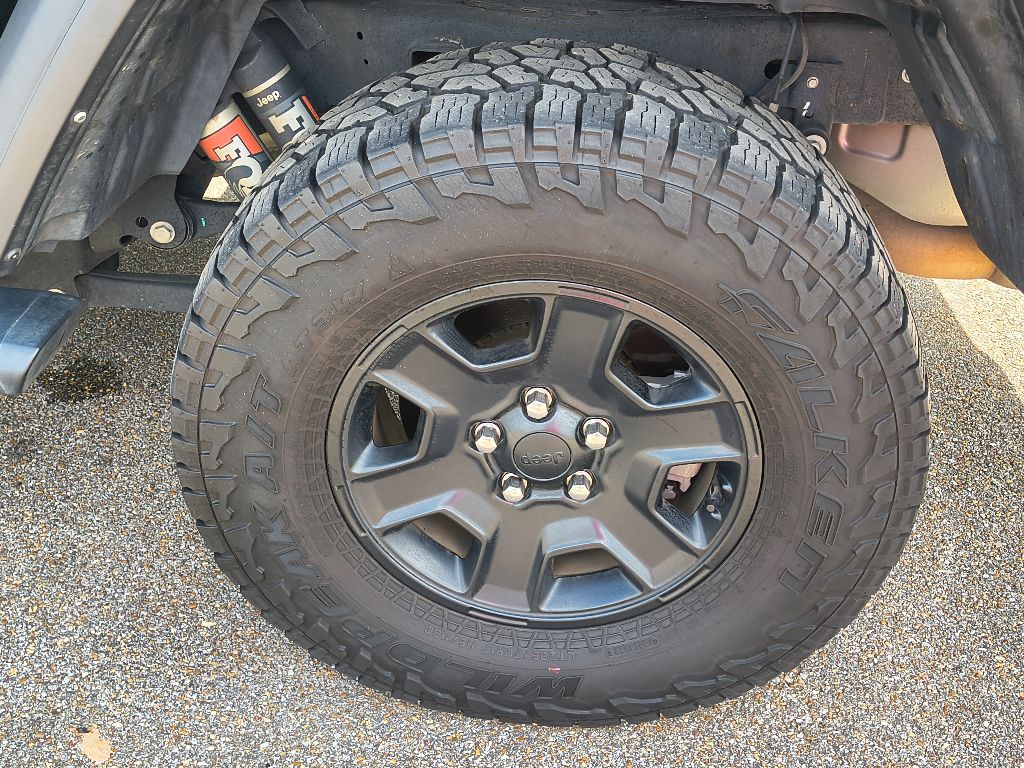 2022 Jeep Gladiator Mojave photo 3