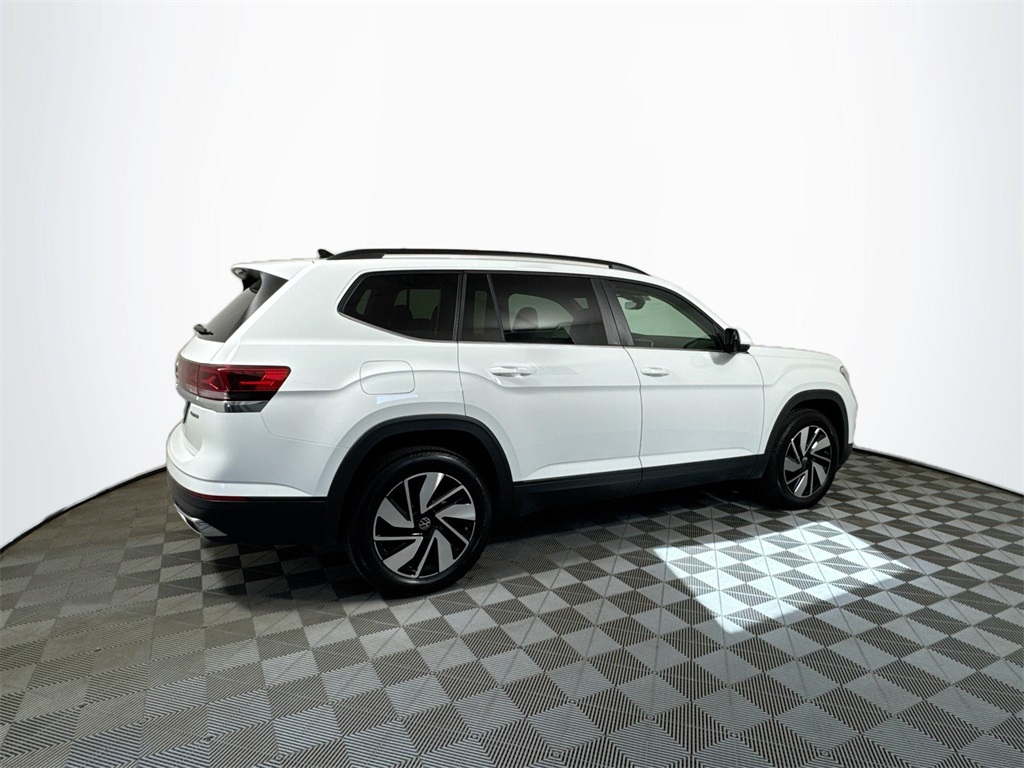 2025 Volkswagen Atlas SE Technology photo 10
