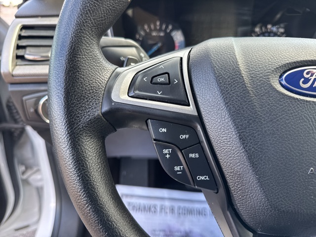 2017 Ford Fusion SE photo 21