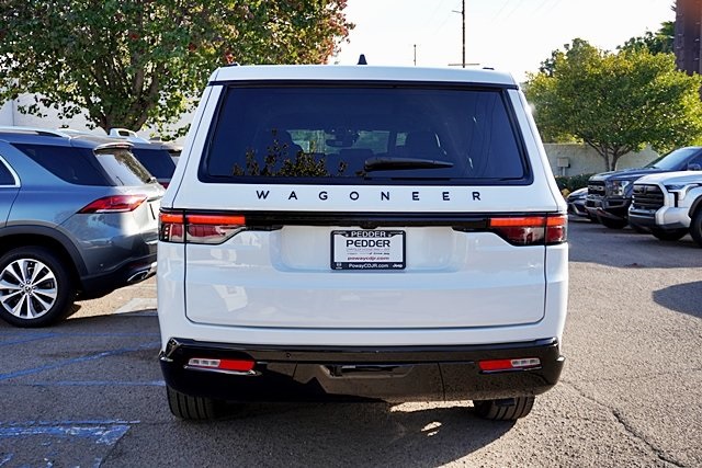 New 2025 Bright White Clear-Coat Exterior Paint Jeep Series II image 11