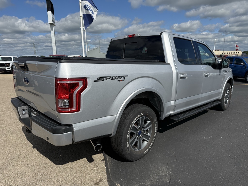 2016 Ford F-150 XLT photo 4