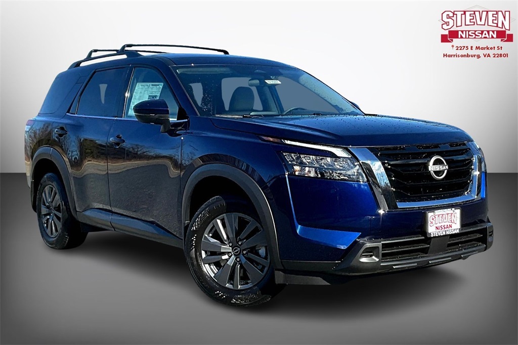 2025 Nissan Pathfinder SV's photo