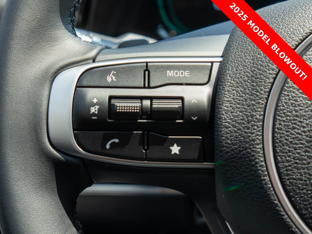 2025 Kia Sportage Hybrid EX photo 18