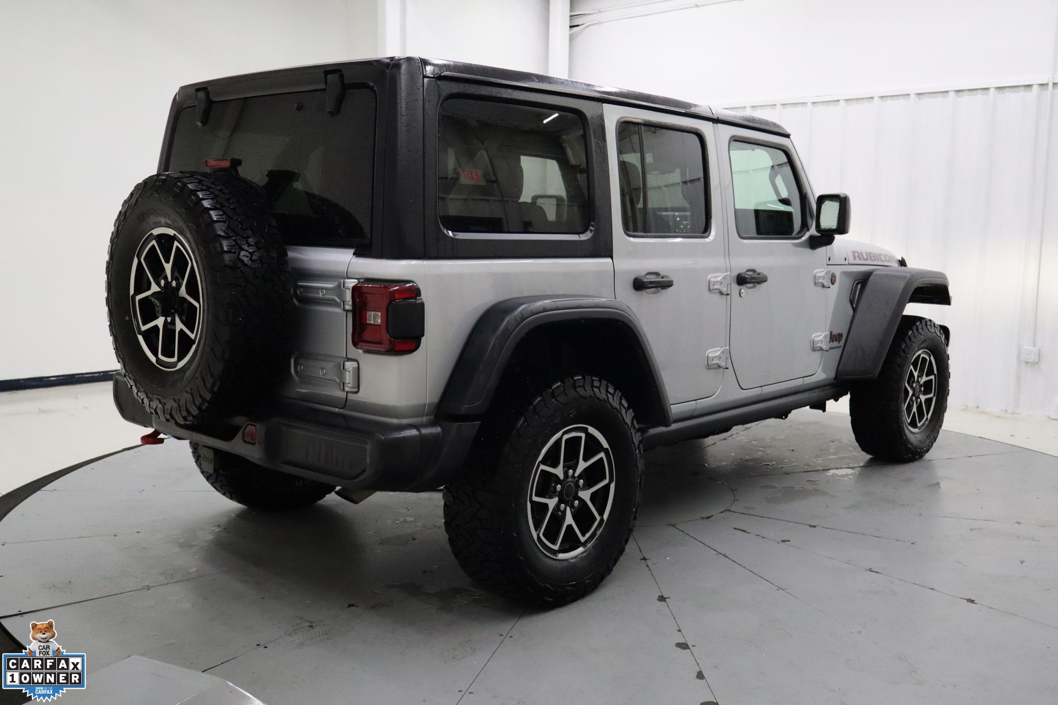 2024 Jeep Wrangler Rubicon photo 3