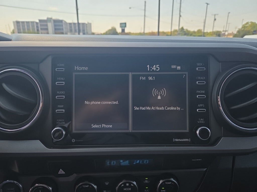2023 Toyota Tacoma TRD Off-Road photo 21
