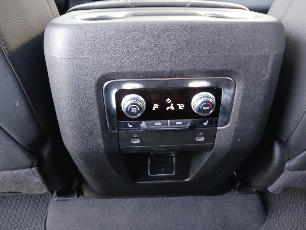 2024 Gmc Yukon XL Denali photo 27