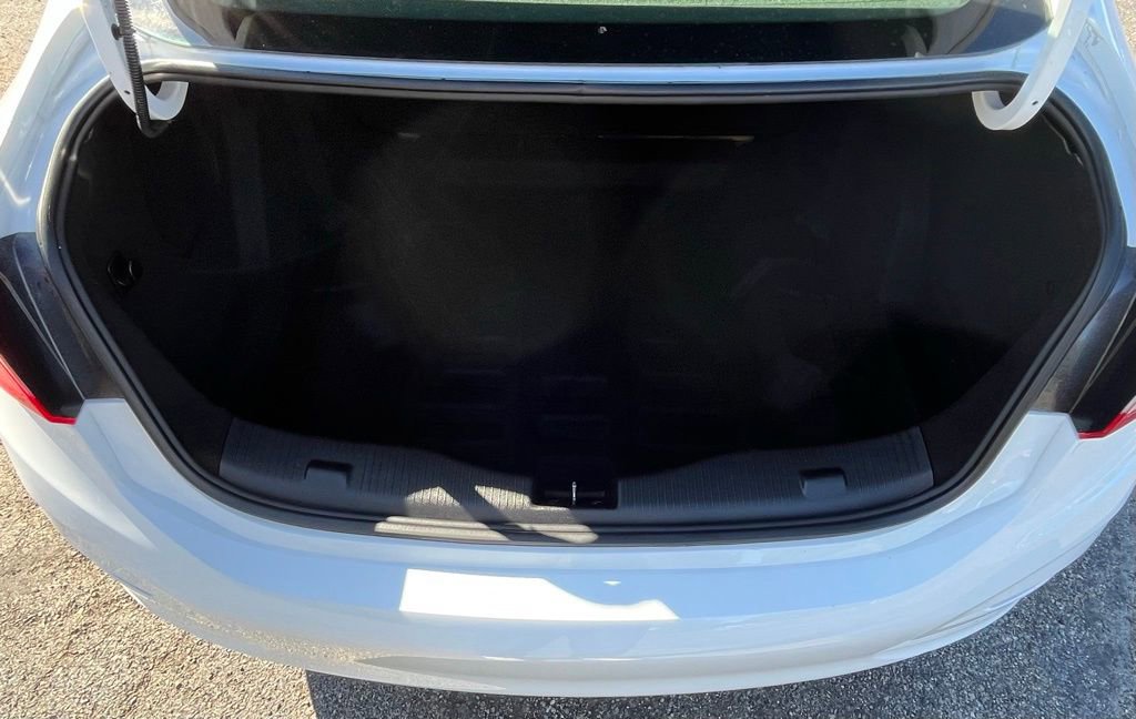 2018 Chevrolet Cruze L photo 4