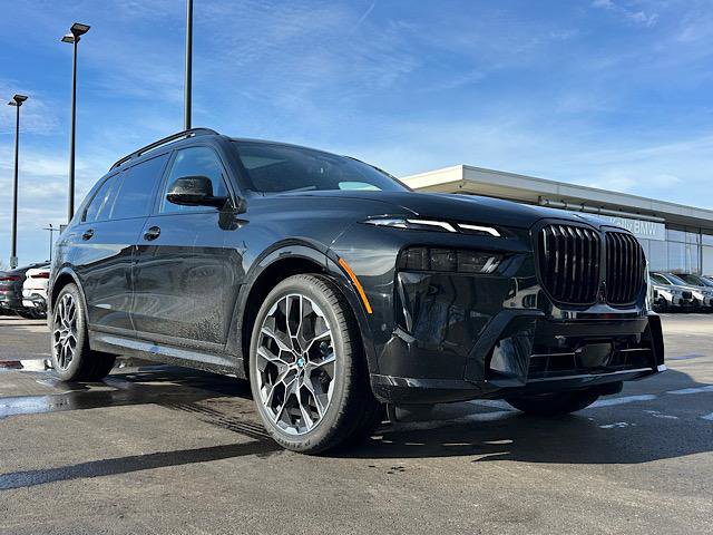 2026 BMW X7 40i's photo