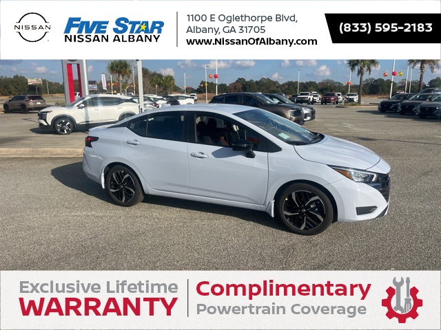 2025 Nissan Versa Sedan SR's photo