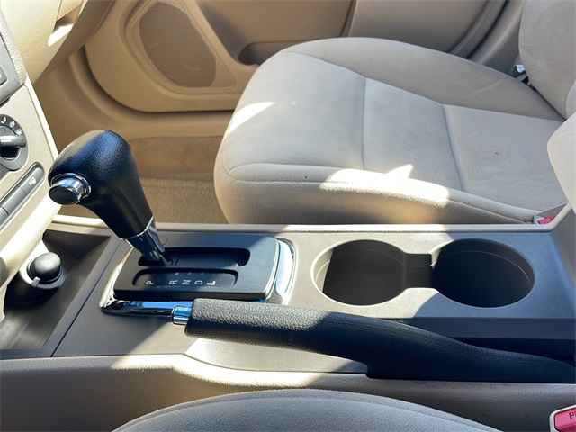 2008 Ford Fusion S photo 23