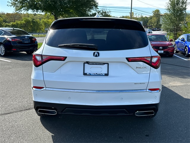 2023 Acura MDX SH-AWD Technology photo 3