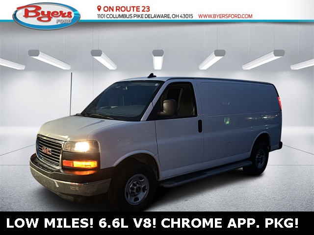 2022 GMC Savana Cargo Work Van's photo