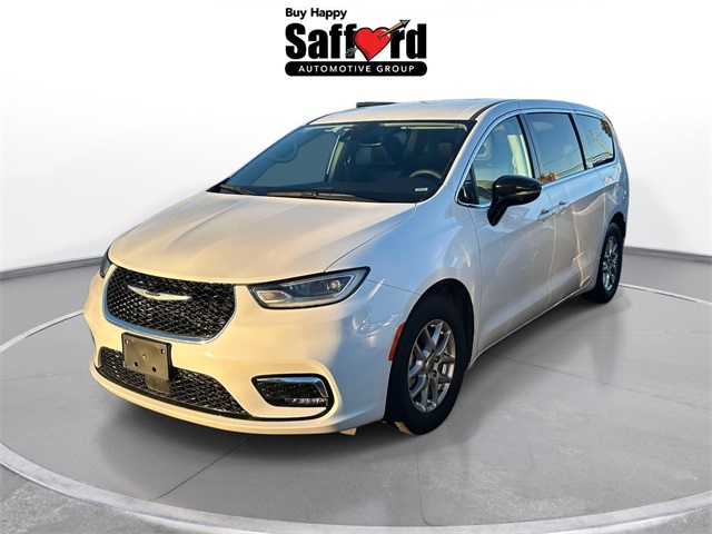 2024 Chrysler Pacifica Touring L's photo