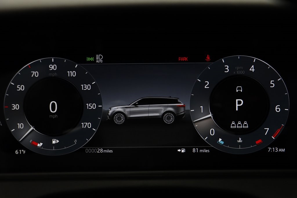 2026 Land Rover Range Rover Velar SE photo 8