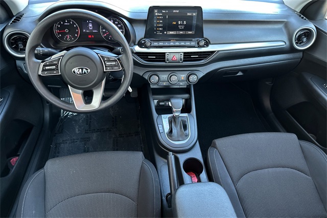 2020 Kia Forte FE LXS photo 12