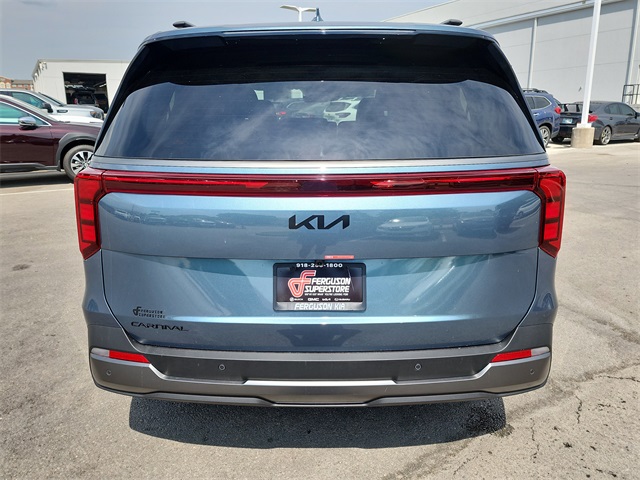 2026 Kia Carnival SX photo 3