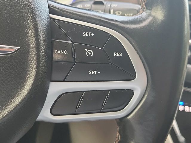 2018 Chrysler Pacifica Touring Plus photo 23