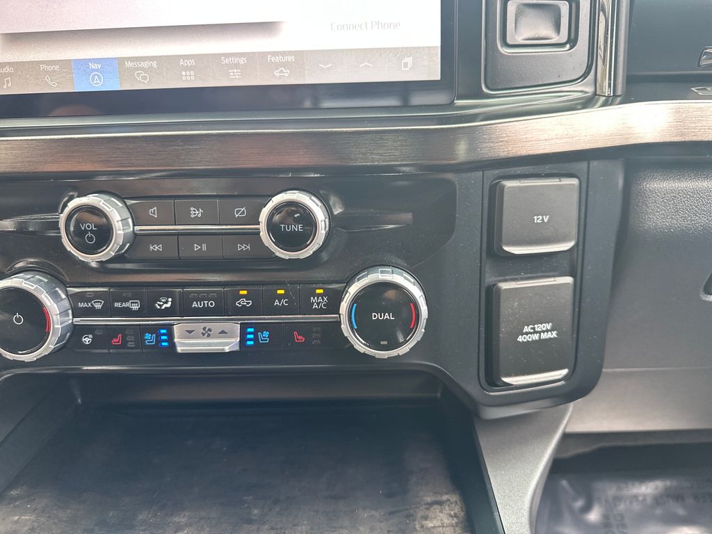 2023 Ford F-250 Lariat photo 19