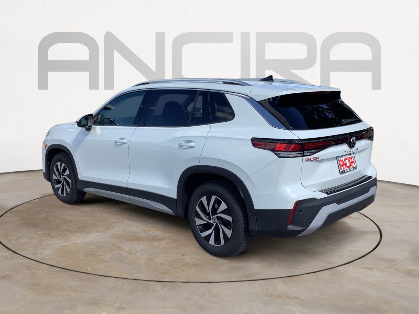 2025 Volkswagen Tiguan S photo 3