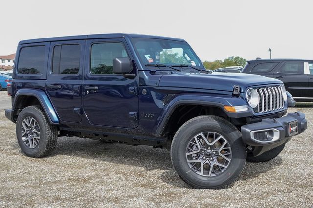 2025 Jeep Wrangler Sahara photo 2