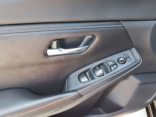 2022 Nissan Sentra SV photo 25