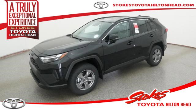 2025 Toyota RAV4 XLE's photo